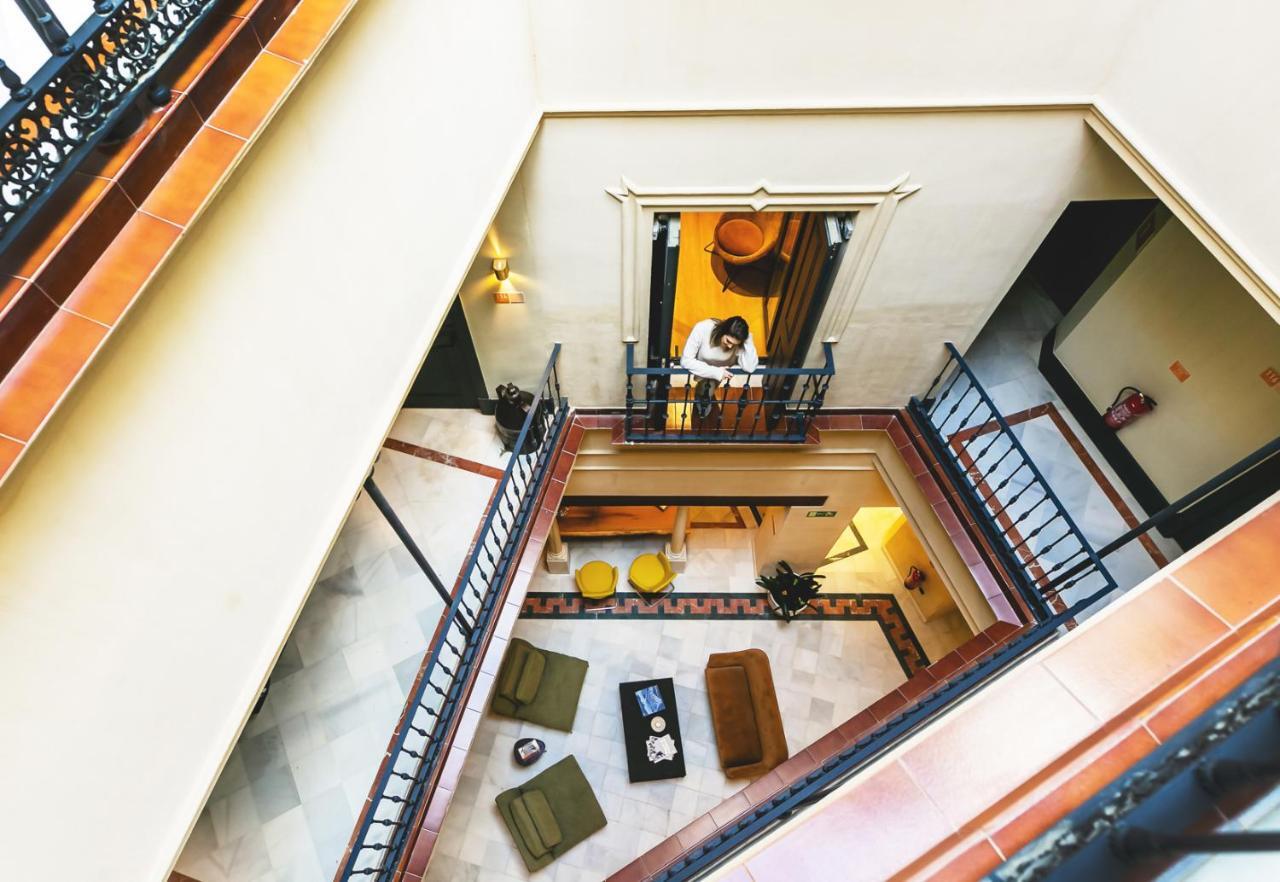Joya Del Casco Boutique Hotel By Shiadu Севилья Экстерьер фото
